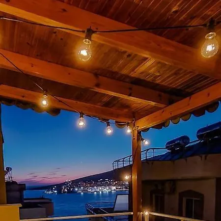 Good Vibes Sarande