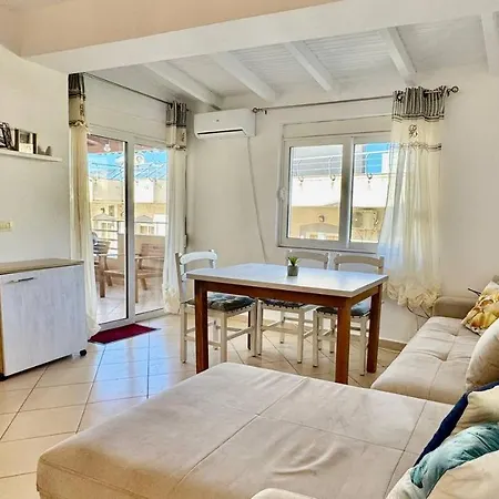Good Vibes Apartment Sarande
